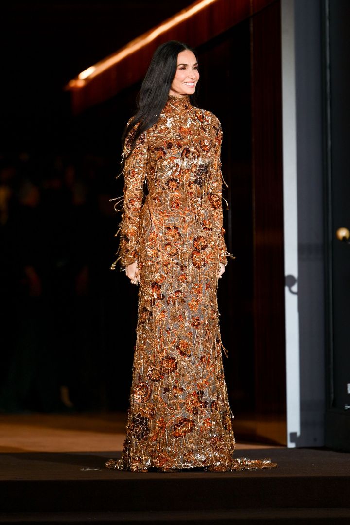 グッチ 2026年春夏コレクションのショートフィルム『The Tiger』のプレミアに出席したデミ・ムーア。