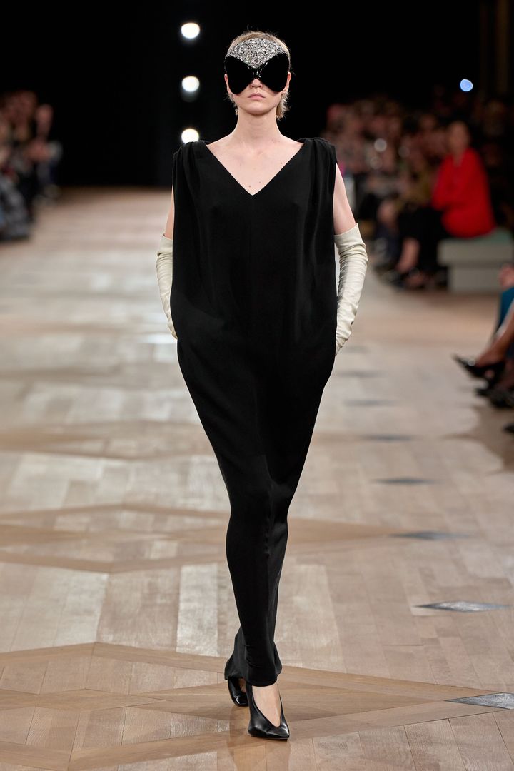 バレンシアガ 2026年春夏コレクションより。