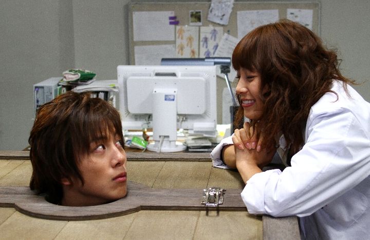 10月上旬、ある小説の書きだしがSNSで大きな話題となりました。