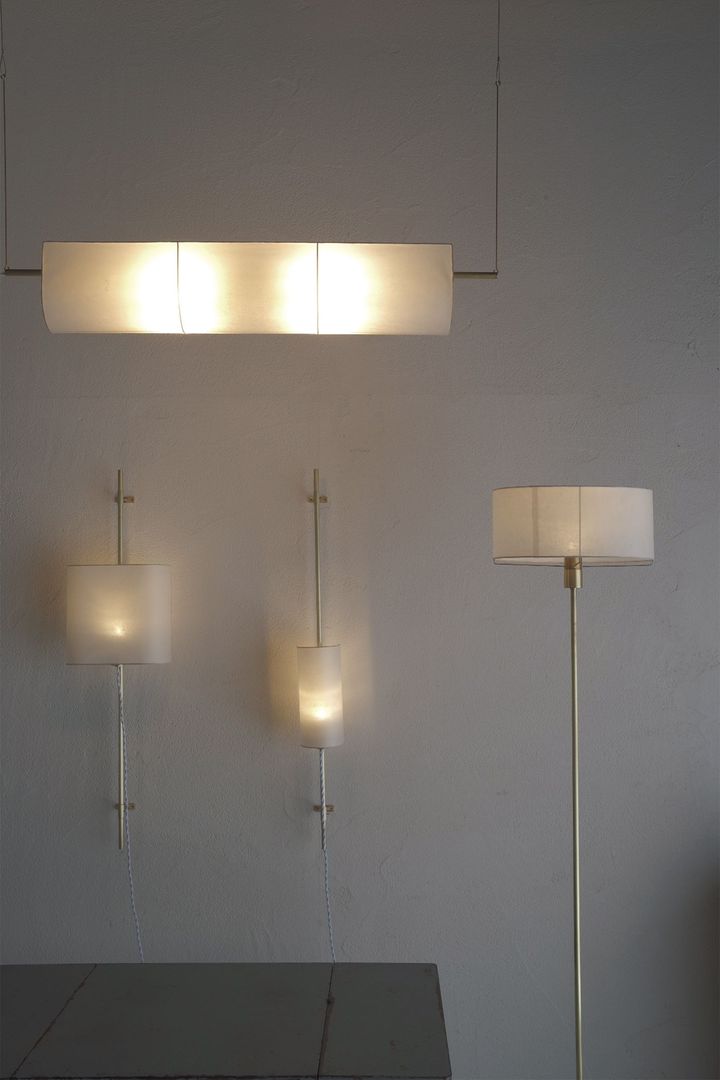 「消灯しているときも形として美しい」という思いで照明を手がける。