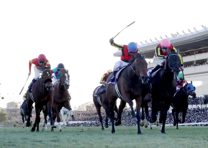 JRAの公式競馬エンタメサイト「JRA FUN」は14日、公式Xを更新し、秋のGIシーズン開催にあたり、バーチャルライバーグループ「にじさんじ」とコラボすることを発表しました。