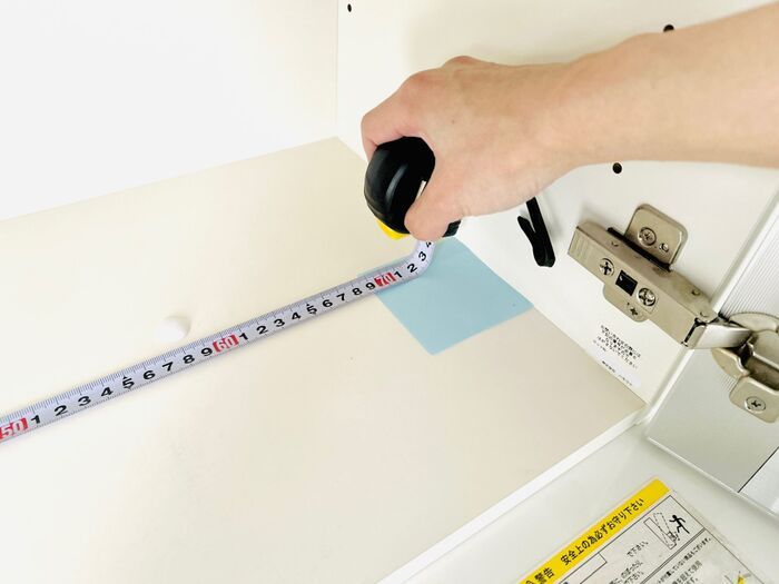 棚の内寸がピタッと測れる！身近な文房具でできるメジャー計測の裏ワザが天才的♡