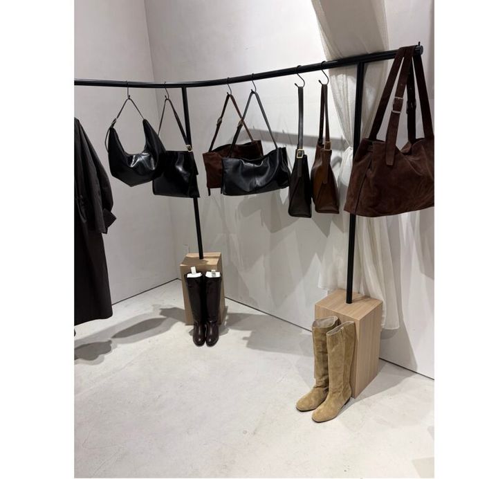 LUMEN（ルメン）のバッグ