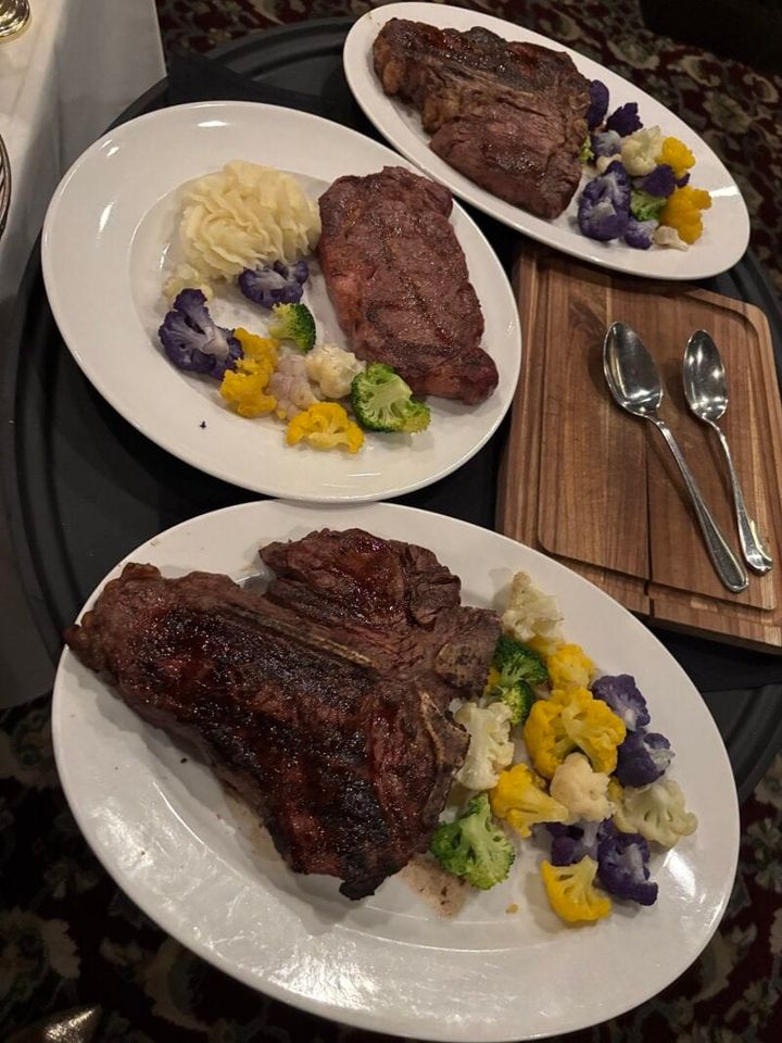 ハワイHY`Sで美味しいステーキ