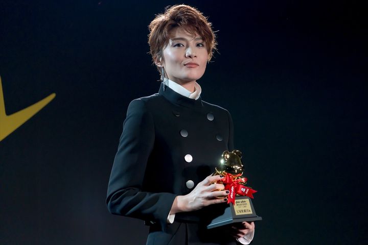宝塚歌劇団月組トップスター・鳳月杏、「ananAWARD 2025」に登場 クランクイン！ width=