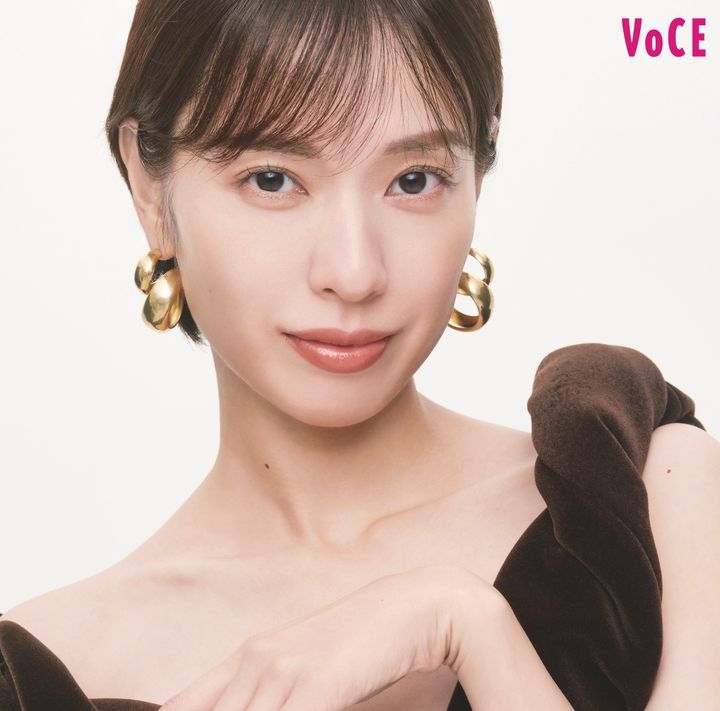 VOCE12月号の表紙は、timeleszの松島聡!大人の透明感で魅せる「自分らしさの現在地」。通常版表紙は戸田恵梨香が飾る。ほか、山田涼介の『心に残るもの』や、出口夏希、森絵梨佳のメイク特集など!