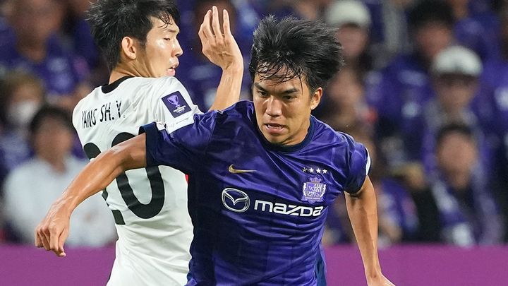 “4冠”目指すJ1チームに大きな痛手…23歳の日本代表MFが「顔面骨折と脳震盪」で離脱