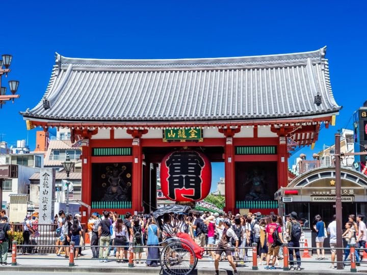 All About ニュース編集部が全国250人を対象に実施した「繁華街に関するアンケート」の調査結果から、「好き＆行ってみたい『東京都の繁華街＆歓楽街』」ランキングを発表！ 2位「銀座」「浅草」を抑えた1位は？