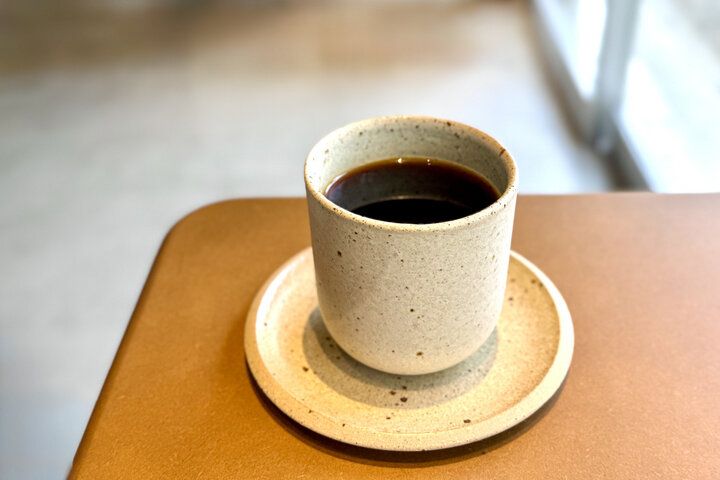 三軒茶屋に築70年以上の長屋を再生したコーヒーショップがオープン。「SAMAA_」で新しいコーヒー体験を