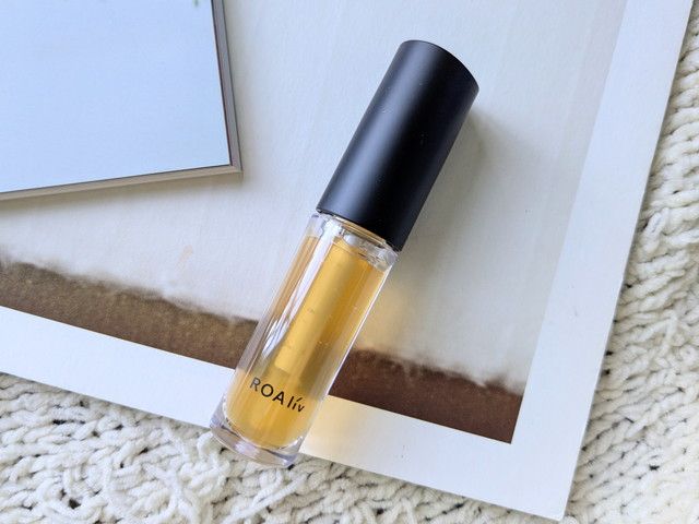 ROAlív ハニーラスター ハニー：透けるイエローのボトル