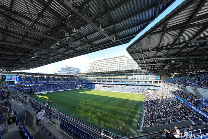 J2長崎のホーム『長崎スタジアムシティ』、グッドデザイン賞受賞！「高密度な複合がむしろ全体の魅力につながっている」