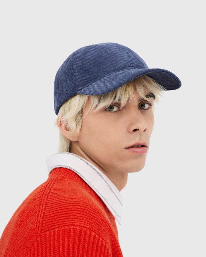 コーデュロイキャップ 1,990円