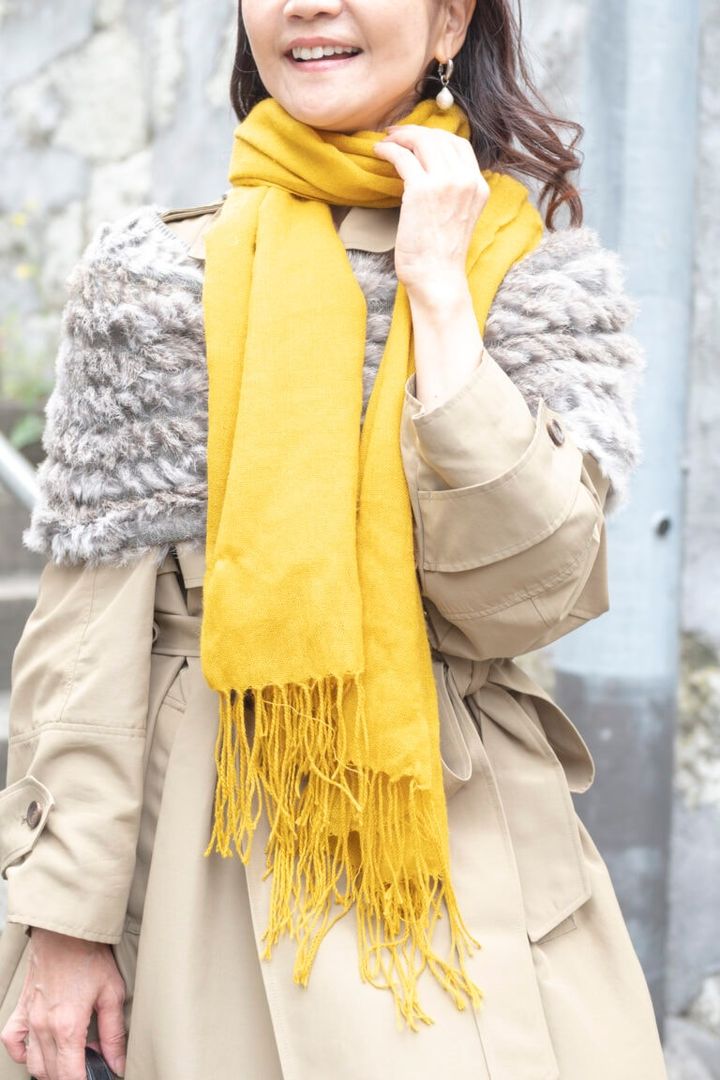 桜井智子さん 黄色いストール