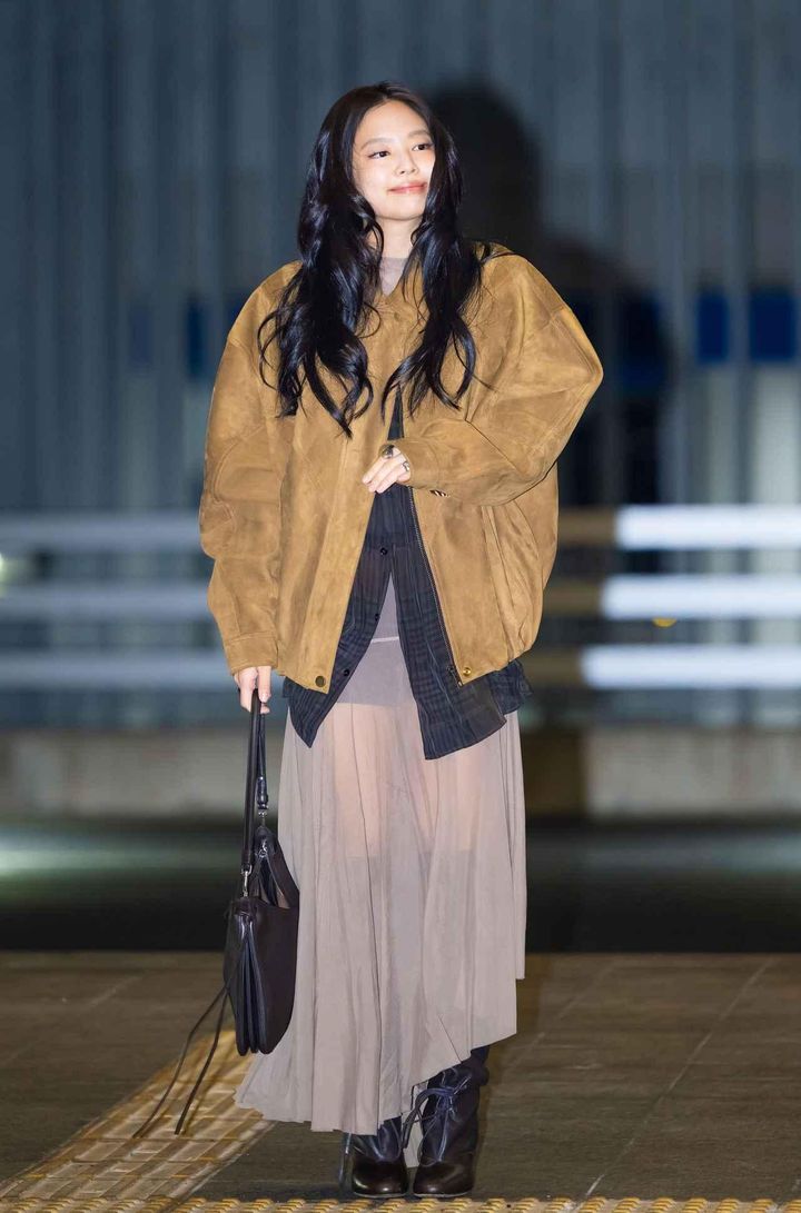 画像: 【BLACKPINK ジェニー】甘 × 辛の好バランスで魅せる