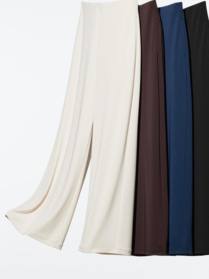 画像2: 出典：ユニクロ