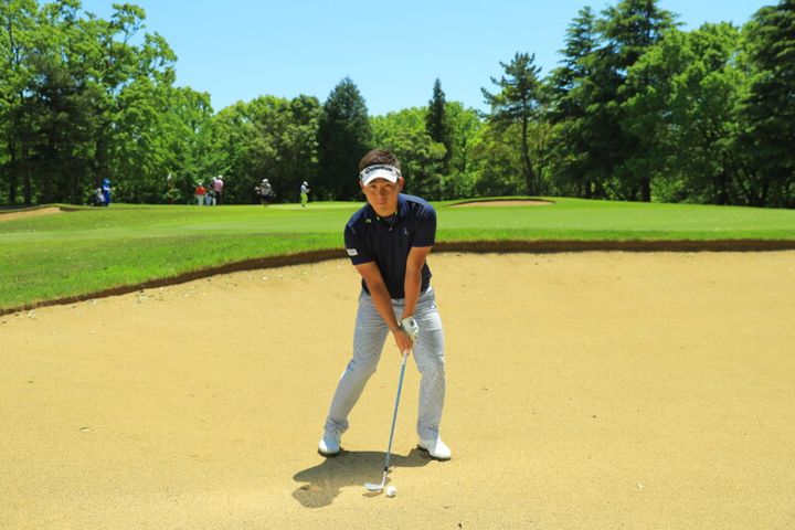 飛距離を伸ばしたいならアイアンで練習が正解？プロが実践すワザをレッスン