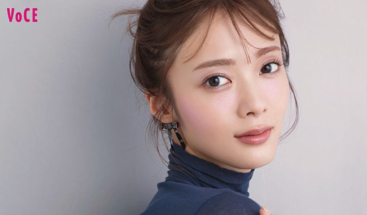 【VOCE12月号の舞台裏】櫻坂46・VOCEレギュラーモデルの田村保乃がVOCE12月号に出演！「２点チーク」の企画で魅せた“別人格の２面性”！？