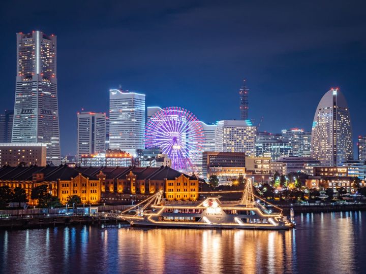 All About ニュース編集部が全国250人を対象に実施した「繁華街に関するアンケート」の調査結果から、「好き＆行ってみたい『神奈川県の繁華街＆歓楽街』」ランキングを発表！ 2位「みなとみらいエリア」を抑えた1位は？