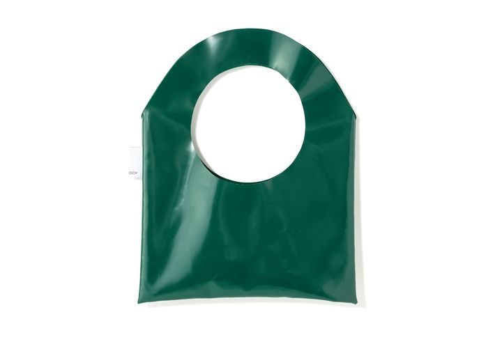 ベルリン発のバッグブランド、「レア ローシュ」の秋カラーのバッグ