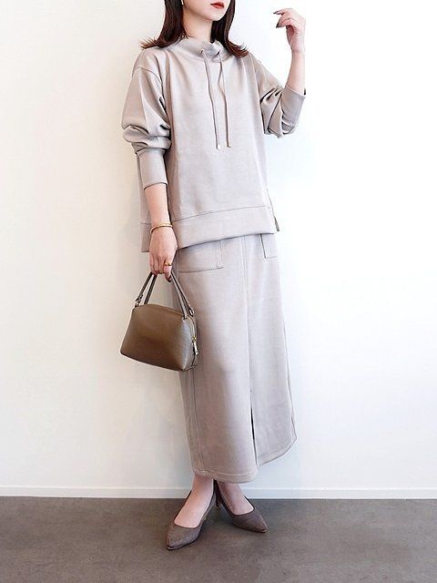スウェットとスカートコーデ2