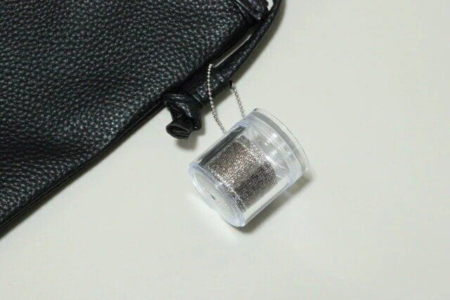 ダイソーの持ち運べる銀テープケース