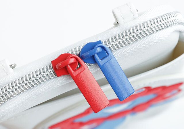 宝島社ムック付録の大阪・関西万博公式キャラクターミャクミャク スマホポシェットBOOK4