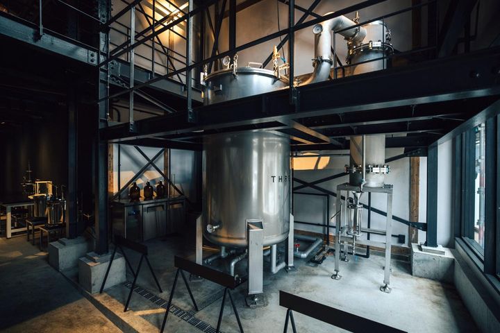 画像2: 出典：www.threecosmetics.com