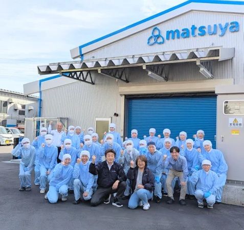 まつやの乳幼児向けおやつに新商品「とりしゃんチップス」＆「しらちゅチップス」登場