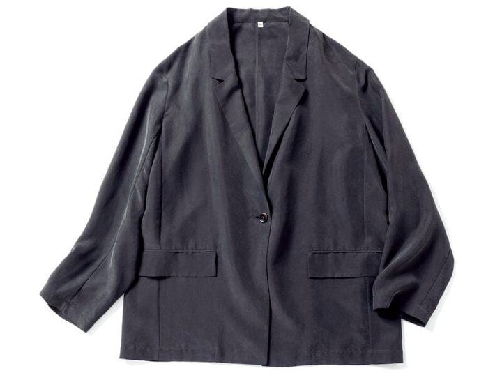 ジャケット4万2900円（サロン アダム エ ロペ／ジュン カスタマーセンター）