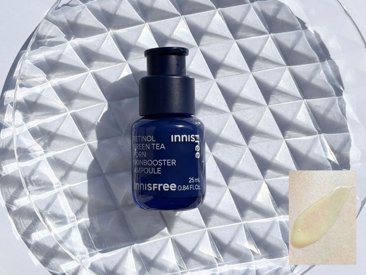 手のひらに収まるサイズ感のイニスフリー