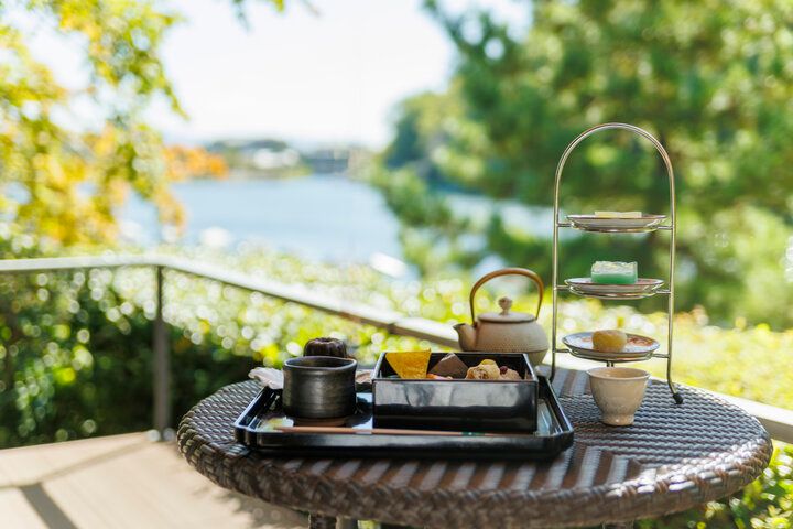 京都・嵐山の隠れ家カフェ「茶寮 八翠」で、アフタヌーンティー＆リバービューを満喫♪