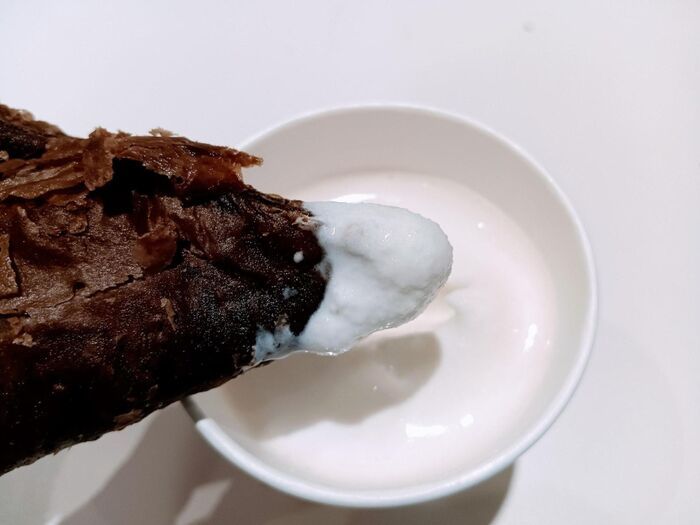 マクドナルド「三角チョコパイ」の罪深い食べ方3選♡いつもどう食べてる？SNSで話題の絶品テクを試してみた