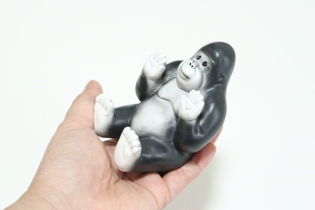 アニマルホルダー（ゴリラ、ゾウ） サイズ感