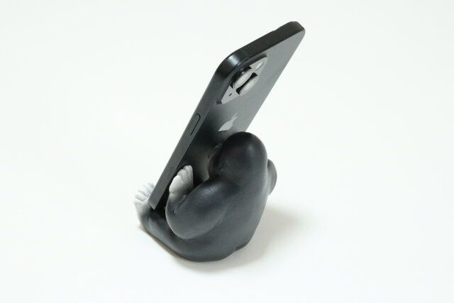 アニマルホルダー（ゴリラ、ゾウ） スマホ縦置き