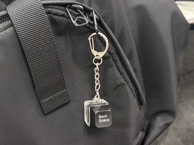 キャンドゥのキーボードキーホルダー