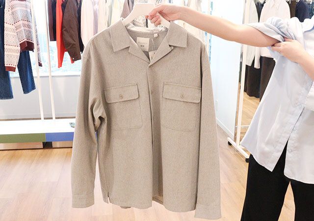 ユニクロ×JW ANDERSONのブラッシュドコットンオーバーサイズシャツ