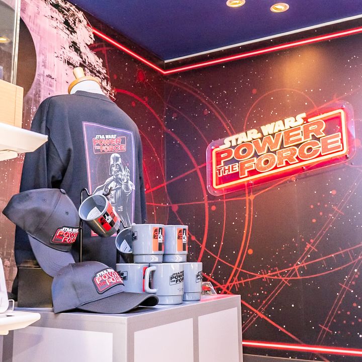 東京キャラクターストリート「STAR WARS SPECIAL STORE by BENELIC」