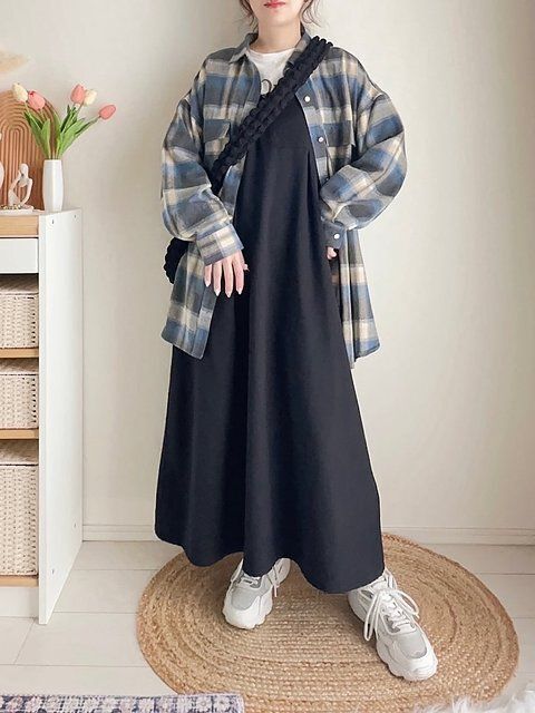 黒ジャンパースカートコーデ4