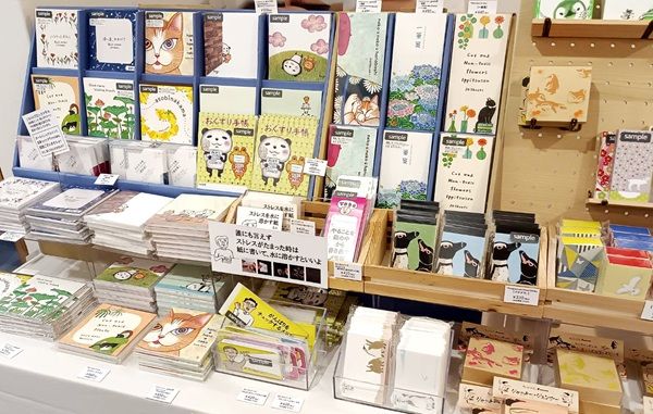 【大阪市中央区】「タニマチアソビ2025」にてオリジナルメモ帳づくりのワークショップ開催。50種類の紙から選べる！