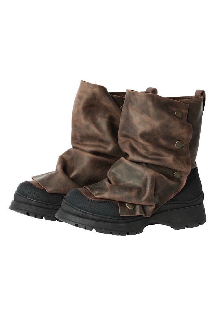 ゲイターディテール レザーブーツ ￥29,999