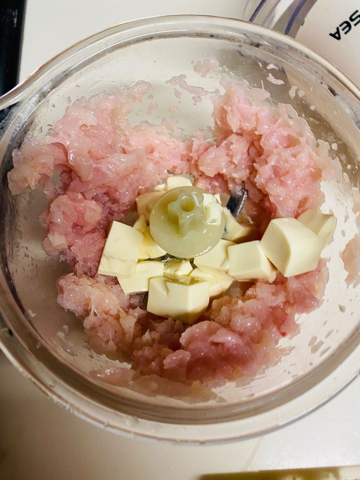 「豆腐入りふわふわ鶏団子スープ」きのこもいっぱい〜