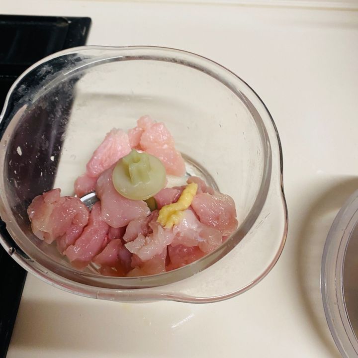 「豆腐入りふわふわ鶏団子スープ」きのこもいっぱい〜