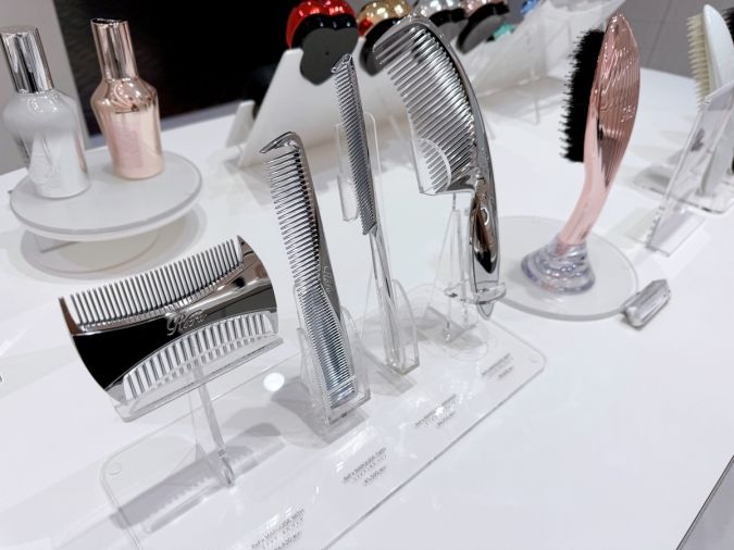 Refa（リファ）天神地下街店 ブラシ