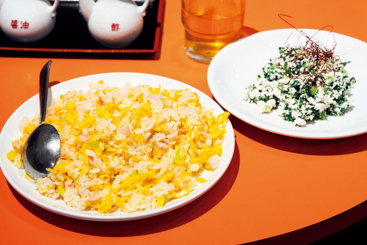 ハム入り卵チャーハンと春菊の白和え