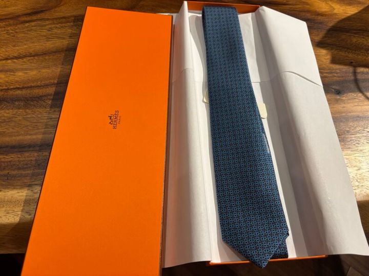 ハワイ土産 エルメスのネクタイ