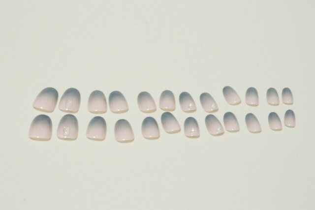 ダイソーの可愛いネイルチップ（24枚、ハンド用、L）