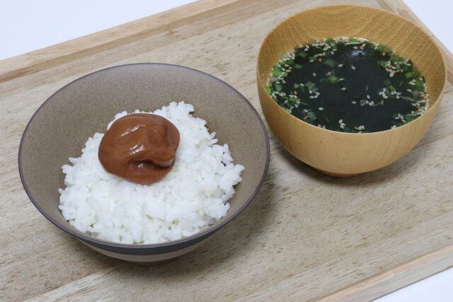 波佐見焼 呉須巻 茶碗 使用例