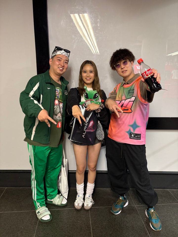 Coca-Cola X Fes 2025 SNAP／No.4 左：がっきーさん 中央：ミクさん 右：カズヤさん（全員会社員）