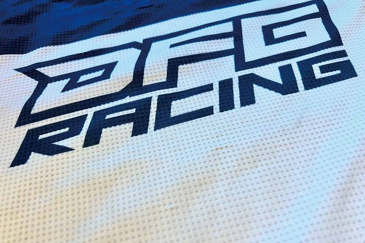 【Flat-LAB ギアウォッシュ／バイクウォッシュ】泥汚れの専用洗剤の実力再発見【編集スタッフが本気で試す！みんなのテスト】