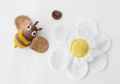 出産祝いにピッタリ 安心＆安全なカギ編みトイ